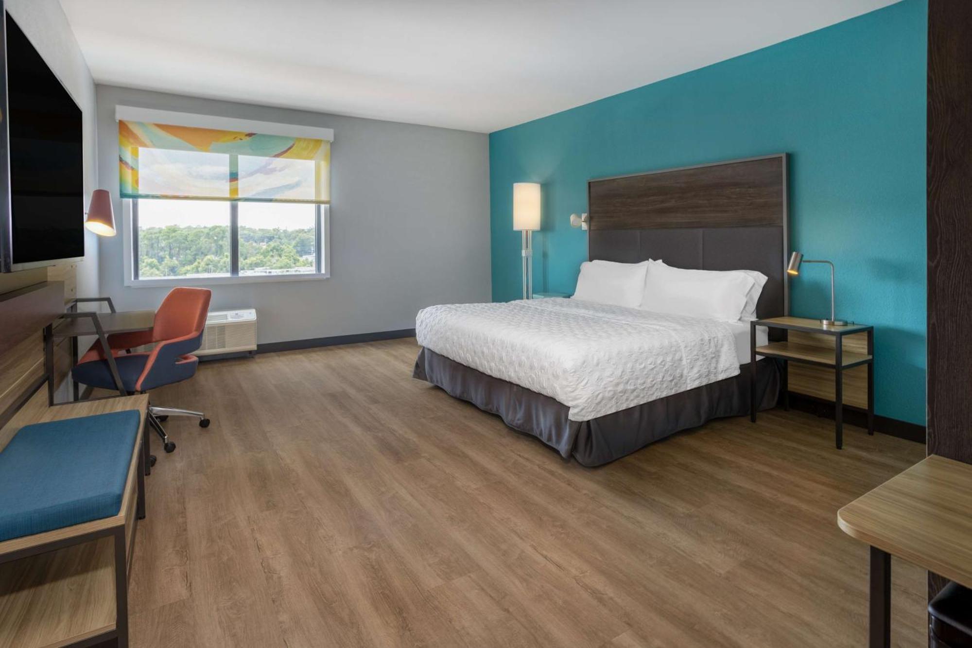 Tru By Hilton Pensacola Airport Medical Center Hotel Exterior photo
