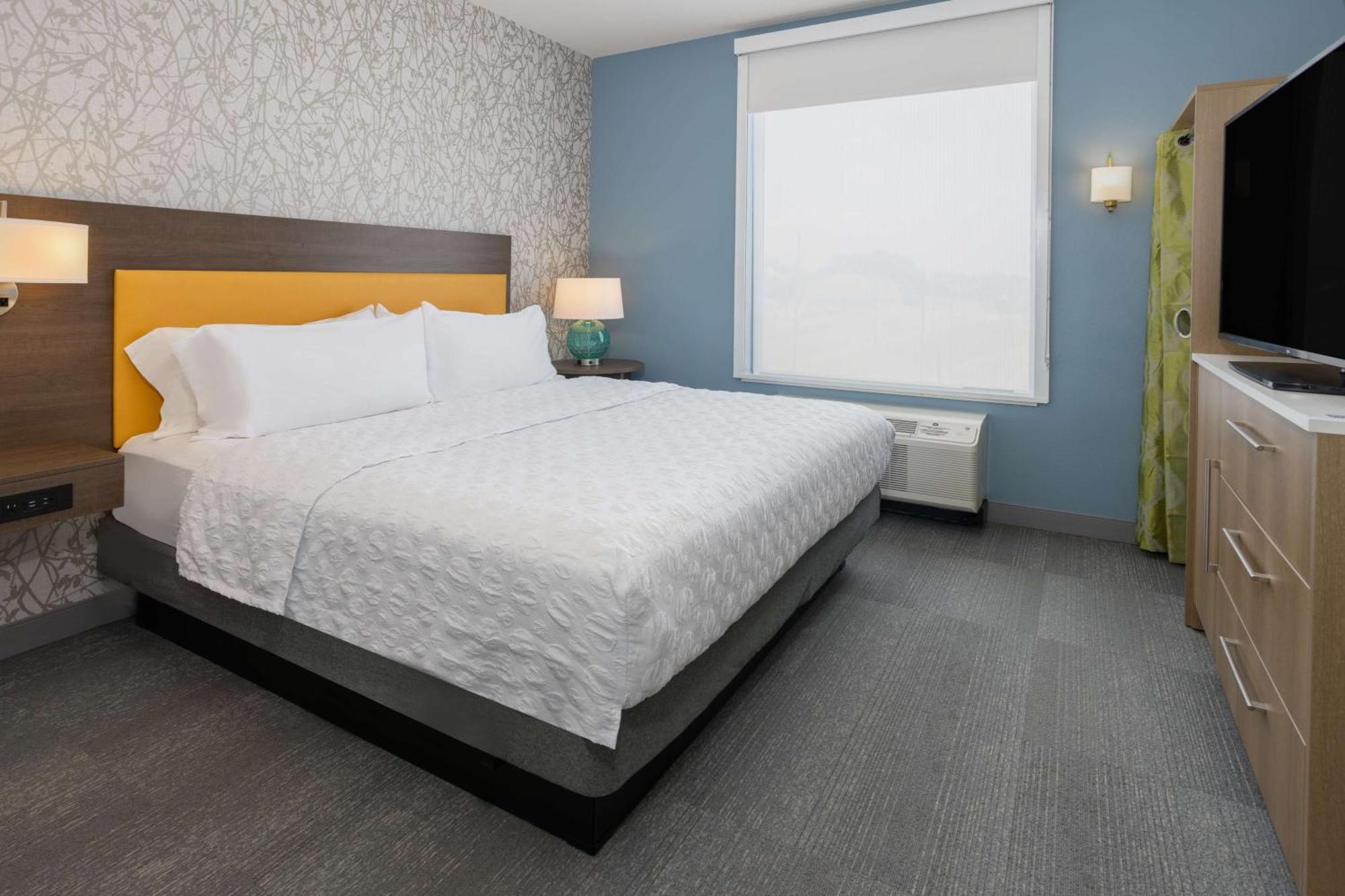 Tru By Hilton Pensacola Airport Medical Center Hotel Exterior photo
