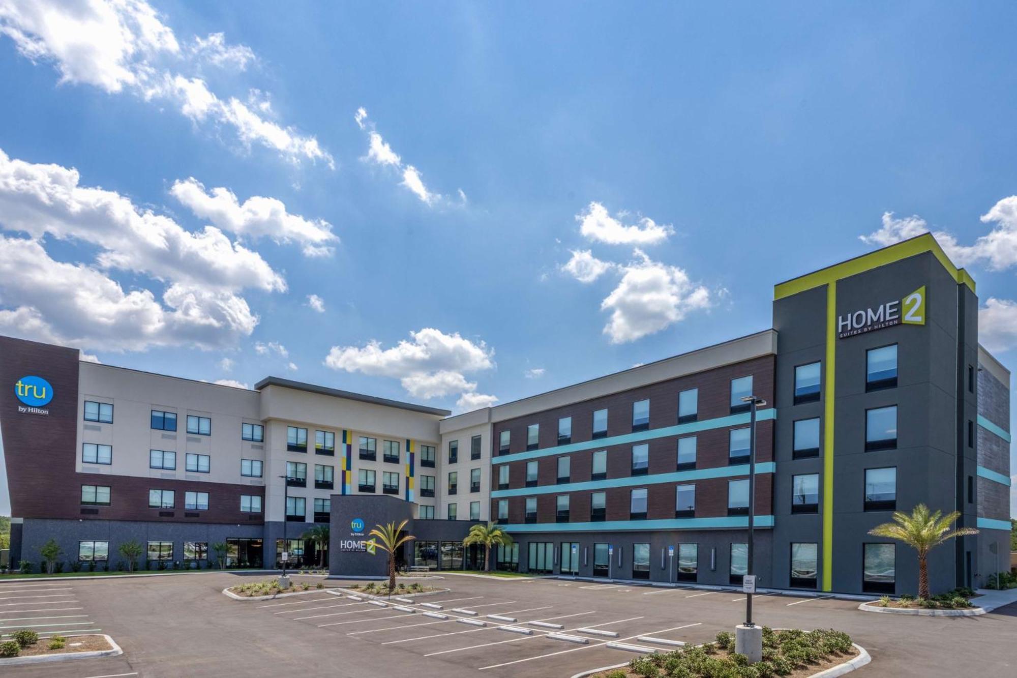 Tru By Hilton Pensacola Airport Medical Center Hotel Exterior photo